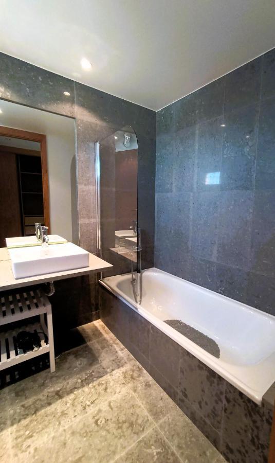 Modern Marina Apartment Lagos Ngoại thất bức ảnh